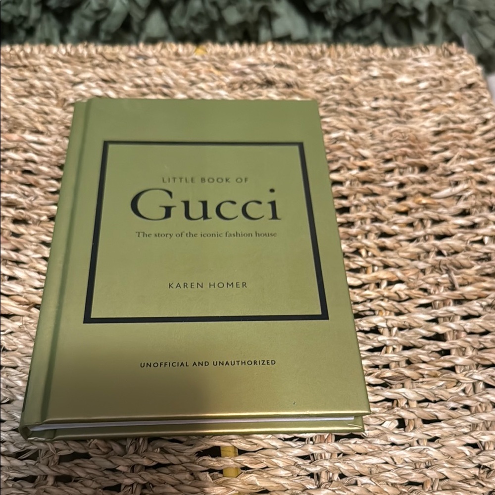 Gucci Little Book - Green Cover